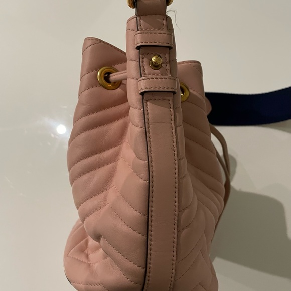 Gucci Marmont Bucket - Picture 6 of 12